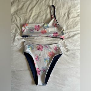 Reversible one shoulder bikini set